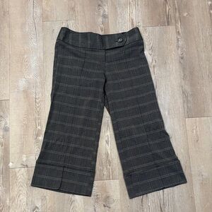 Vintage Plaid Capris in Black and Gray